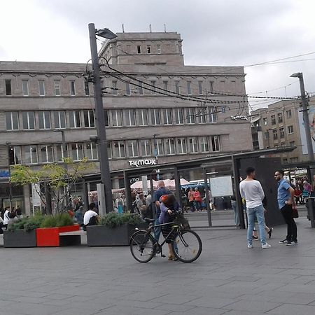 Hostel Im Medizinerviertel Halle  Exteriör bild